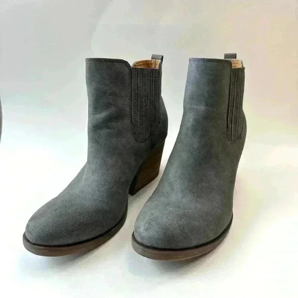 KORKS Grey Leather Heeled Women’s Booties‎ Size 10M - Picture 1 of 11